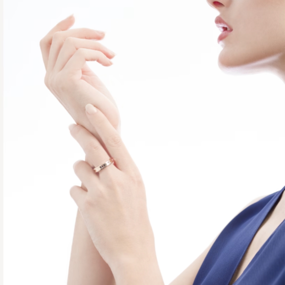 18K Bulgari Wedding BZERO  Inspired by the Most Re - Picture 6 of 12